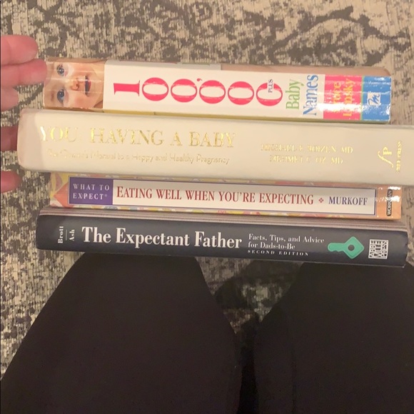 Baby book bundle👶🏼 - Picture 1 of 1